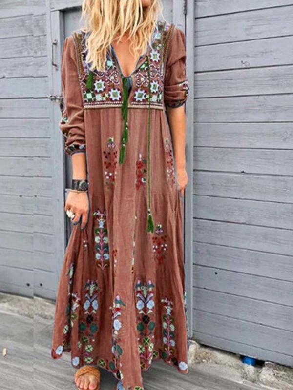 Boho Geïnspireerde Lange Jurk met Borduursels - V-Hals en Lange Mouwen